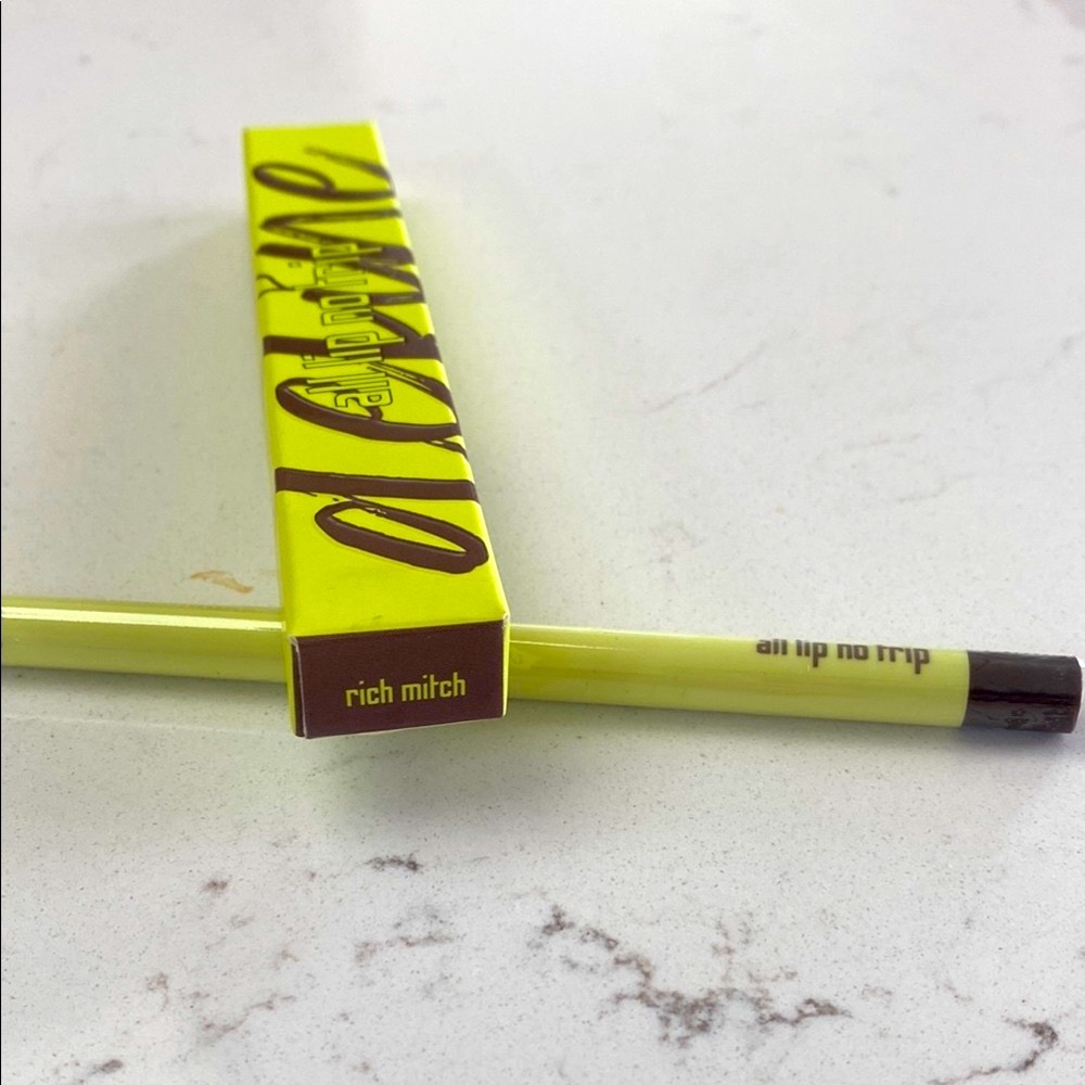 Lime Green Lip Liner